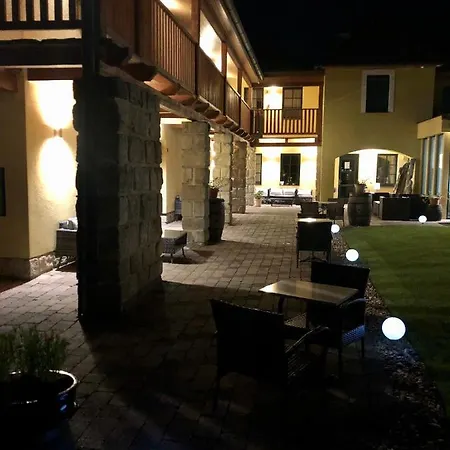 Garni Klaret 3*