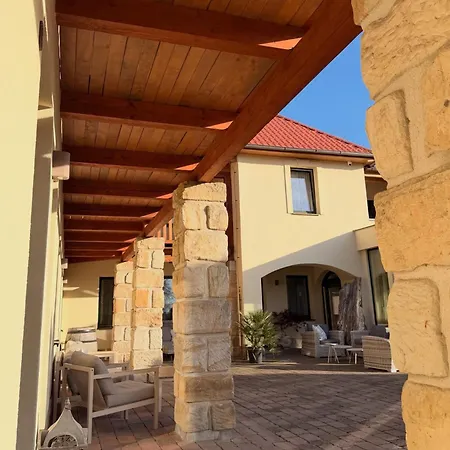 Garni Klaret Hotel 3*