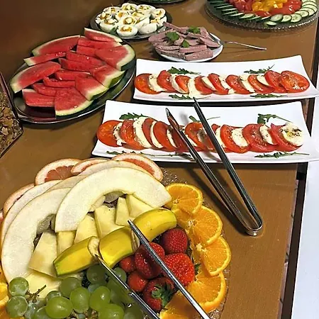 Hotel Garni Klaret 3*